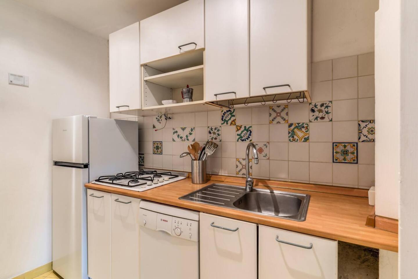 Splendid Flat On The Tiber River Roma Exterior foto