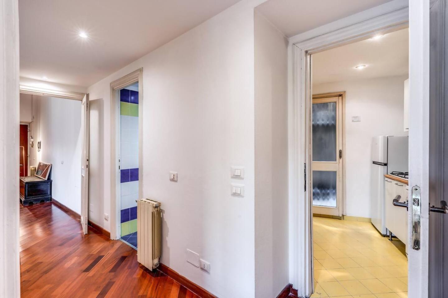 Splendid Flat On The Tiber River Roma Exterior foto